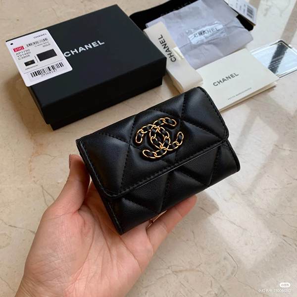 CHANEL 激レア 限定 19 コインパース シャネル19スーパーコピー