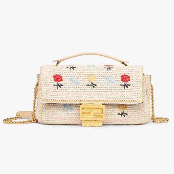 お値下げフェンディ バック 刺繍入り※ フェンディ】バゲット 刺繍入り コットン バッグ* ホワイト