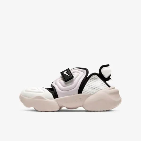 新品未使用 NIKE ナイキ アクア リフト 新作限定 ナイキ アクアリフト サミットホワイト 偽物 BQ4797-100