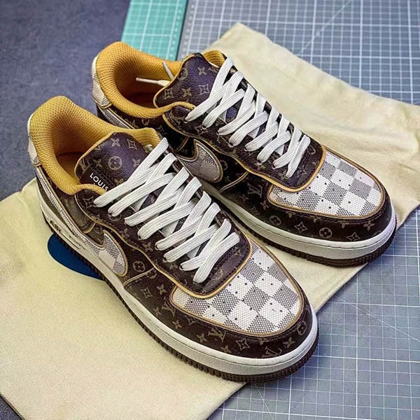 新作限定♪ルイヴィトン × ナイキ 偽物 エアフォース 1 バイ
