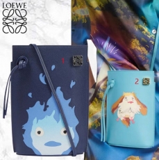 累積売上総額第1位!ロエベ x ジブリ 偽物 カルシファー ポーチ ハウル