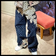 大人気!新色ルイヴィトン モノグラム デニム パンツ コピー 1AFACIルイ