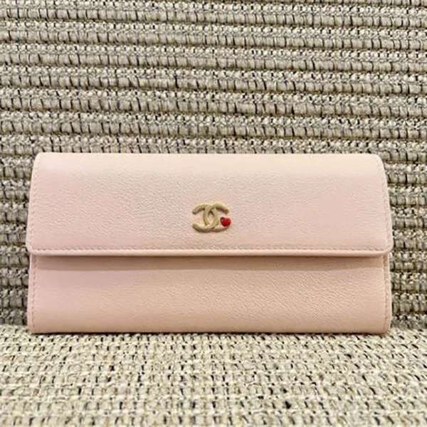 チャームが可愛い【シャネル】長財布 ロングウォレット AP5292 B25417