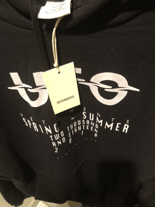 [世界50着限定]Vetements UFO hooded ヴェトモンパーカー ヴェトモン パーカー コピー vetementsヴェトモン UFOフーディー
